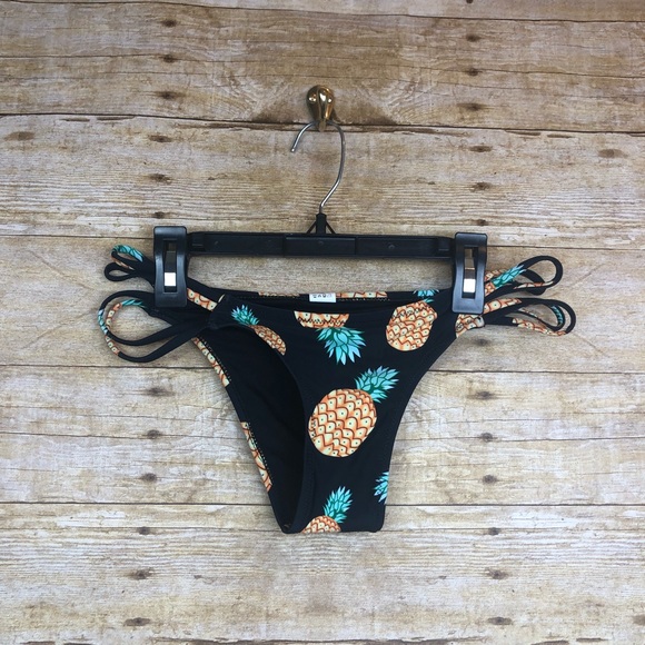 Cupshe Other - 🛍 New cupshe bikini bottoms